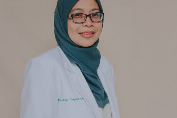 dr. Silvy Dioni, Sp. A