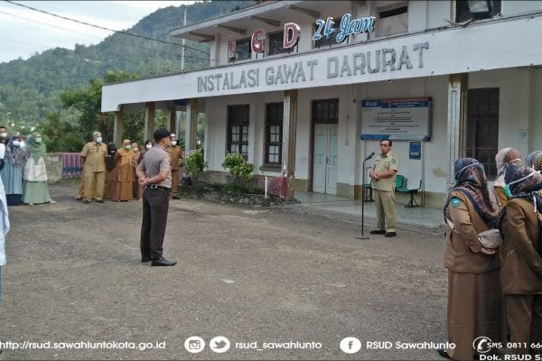 Kadinkes Kota Sawahlunto Apel Pagi di RSUD Sawahlunto