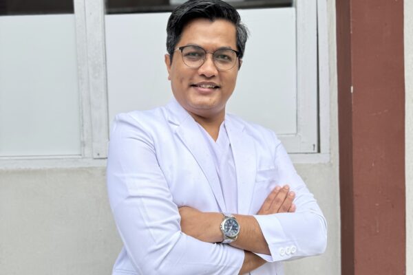 dr. Romi Ranuta,Sp.B